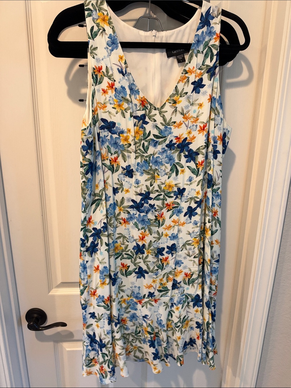 Karen Kane White V-Neck Sleeveless Floral Sundress